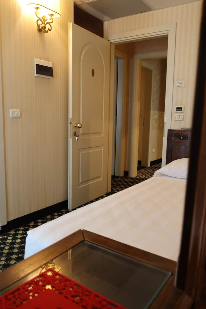 Camera Singola Con Tv Minibar E Comfort - 梅斯特雷
