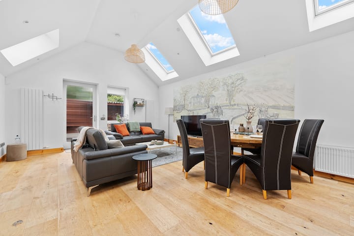 Wicklow Contractor Accommodation | Sleeps 16 - Wicklow