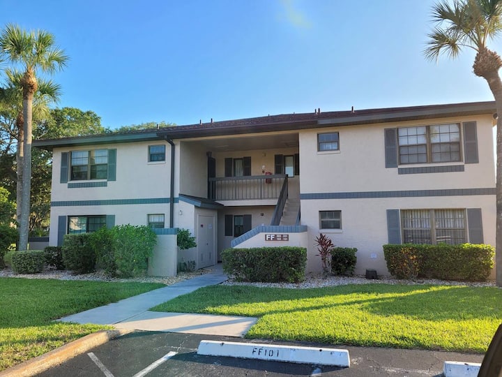 Stylish Apartment In Port Charlotte - Port Charlotte, FL