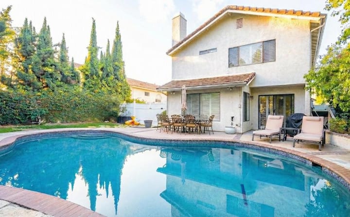 Luxury Pool Home | 2 Putting Greens | Sleeps 8 - San Juan Capistrano, CA