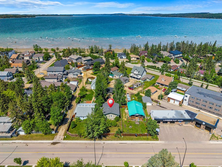 Cottage Cove | 4bd | Family Retreat By Sylvan Lake - Sylvan Lake