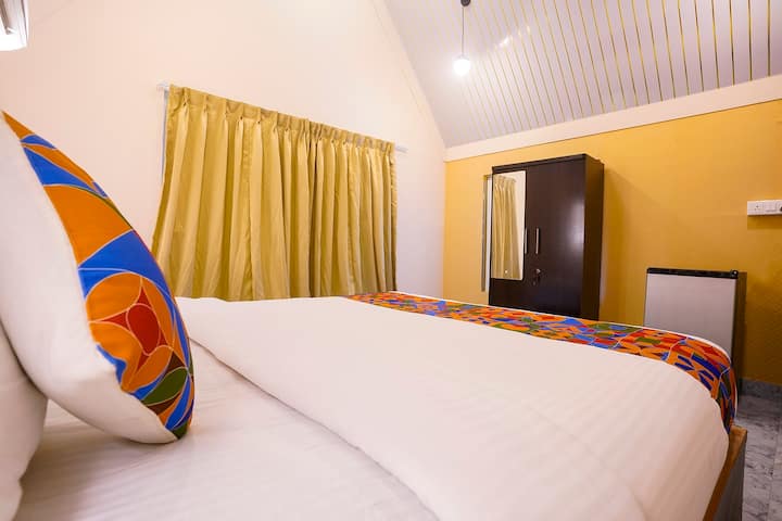 Bedroom 1 image 2