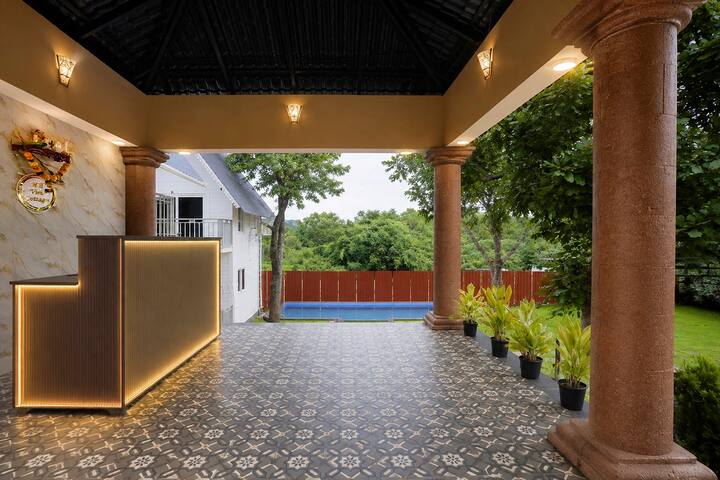 Exterior image 1