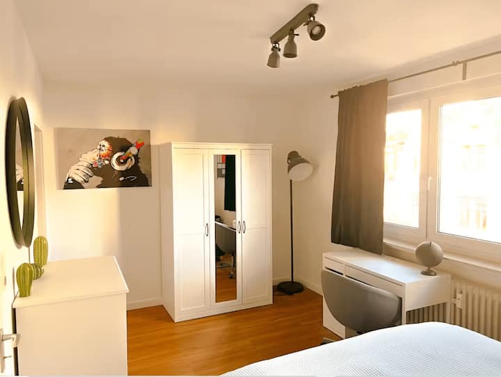 Charming Studio In Frankfurt Westend - Frankfurt