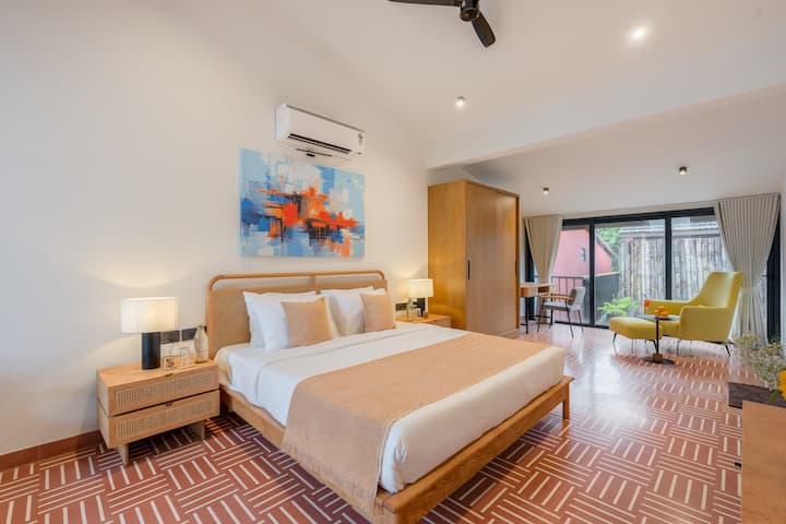 Bedroom 1 image 2