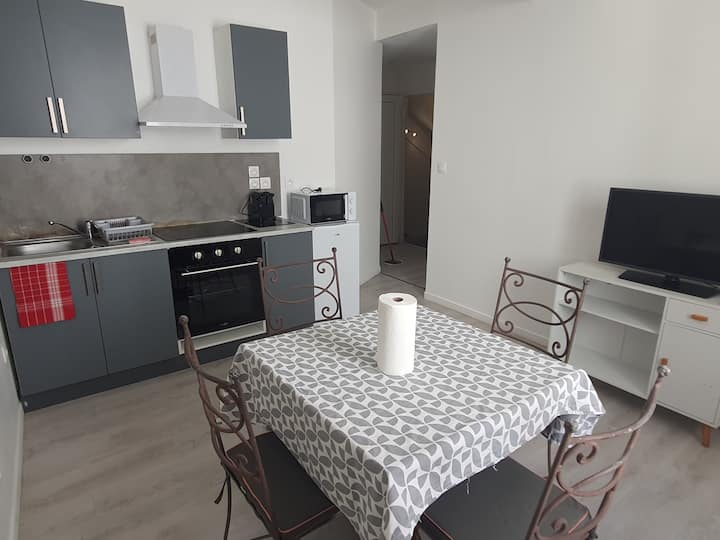 Appartement Au Centre Du Village De Sigean - Sigean