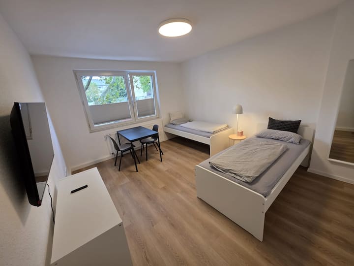 Modernes Apartment In Ratingen  Frisch Saniert - Ratingen