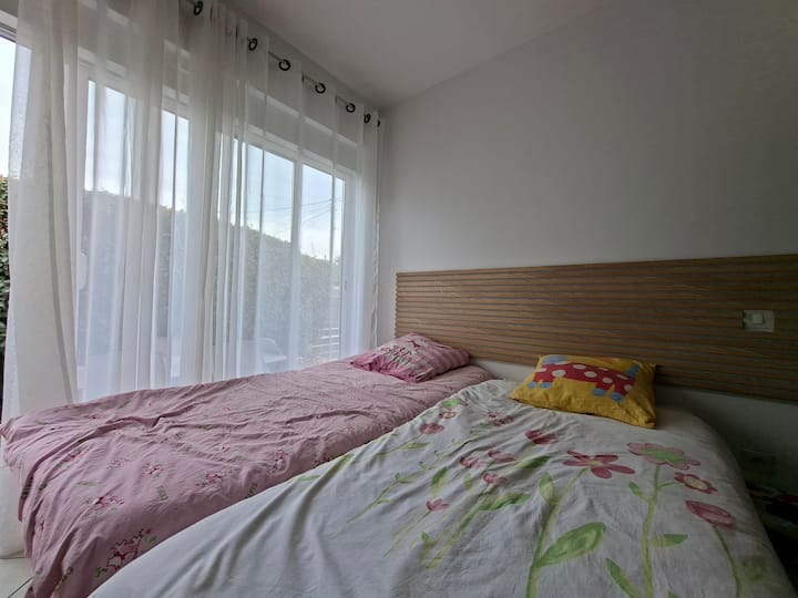 Chambre Au Cœur De La Teste  Port Et Gare à Pied - La Teste-de-Buch