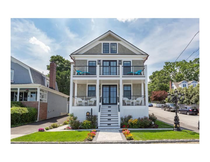 Luxury Bayside Oceanfront Villa 4br|4bth - Quincy, MA
