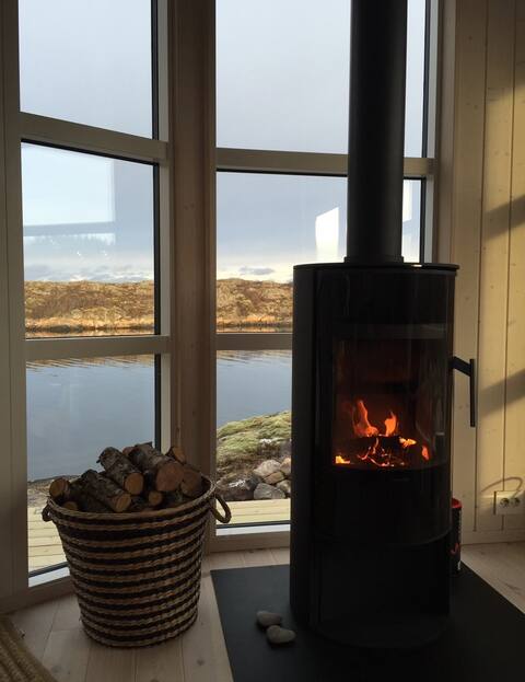 Outer Vikna. Kos family cabin in seaside surroundings.