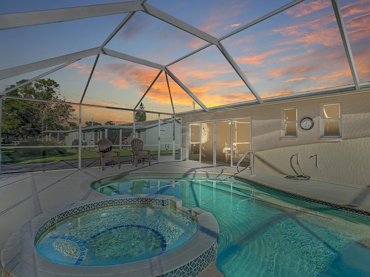 Incredible Whole Condo With A Heated Pool - Venice Beach, Venice