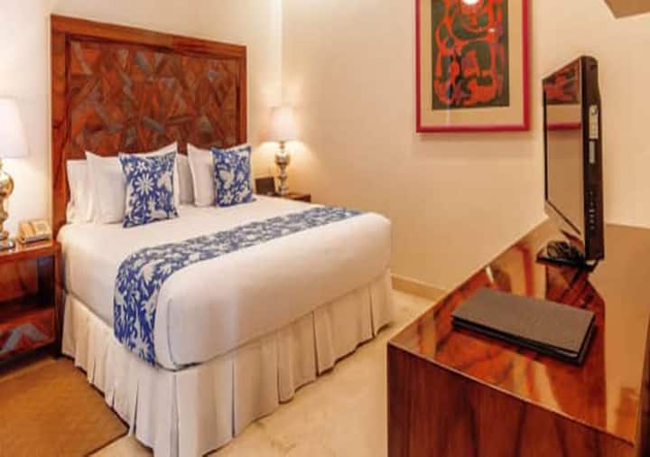 Grand Miramar Junior Suite - Puerto Vallarta