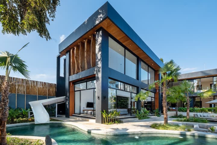 Villa Marylou : 6br Private Pool, Slide & Jacuzzi - Australia