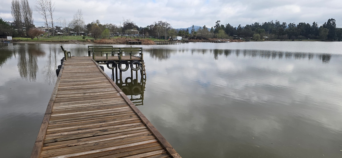 Rapel getaway, heated pool, hot tub, lake - Houses for Rent in Las ...
