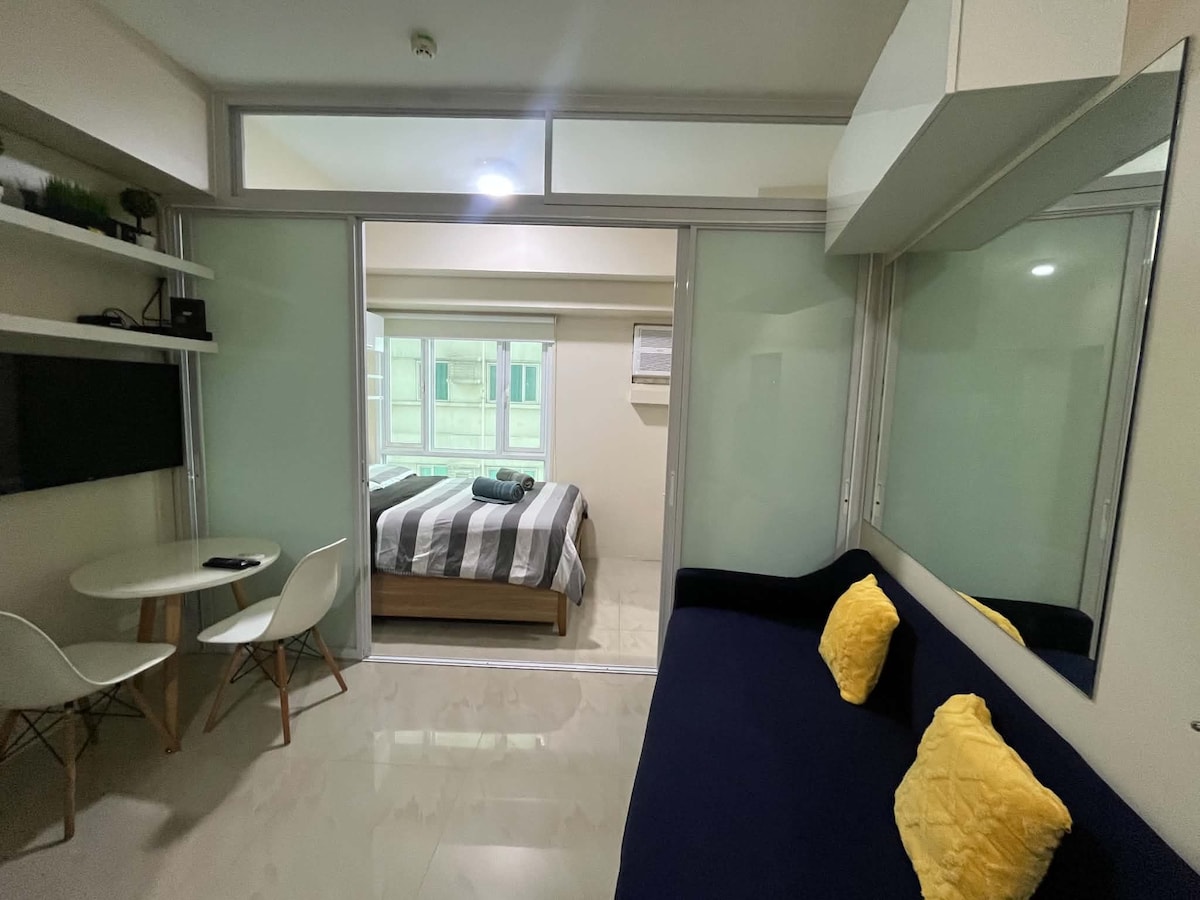 Le Beacon/Studio chic et confortable - Appartements à louer à Makati ...