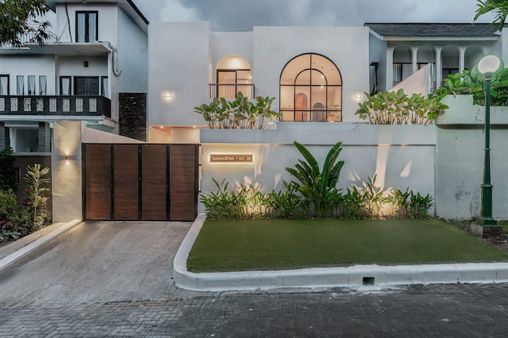 Luxury 3br Villa Uluwatu Bali | Private Pool - Australia