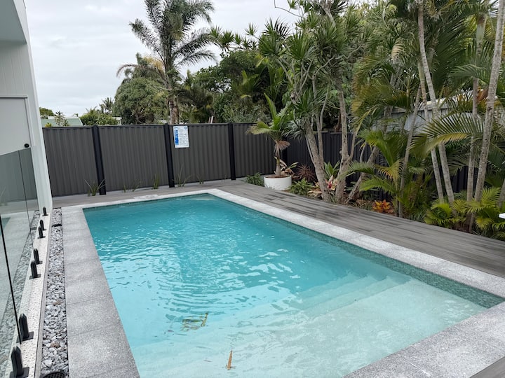 Brand New 2br Guesthouse By Golden Beach - サンシャイン・コースト