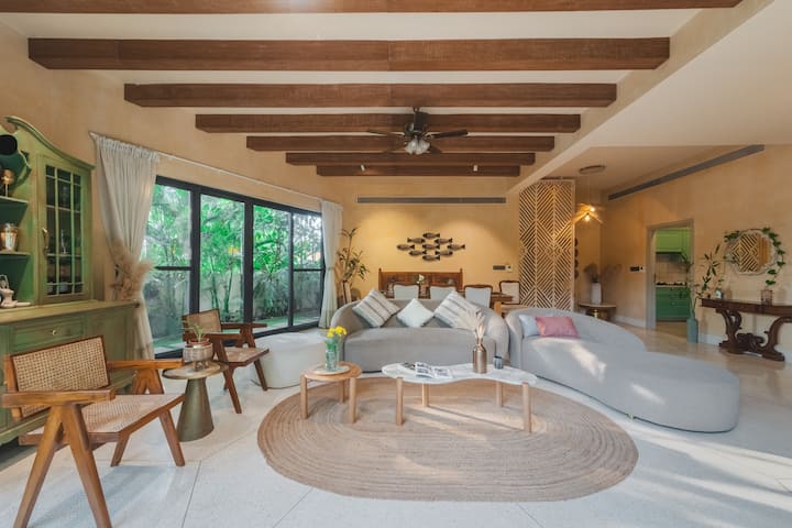 Living room image 1