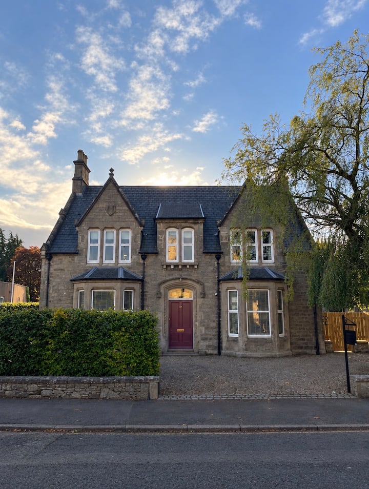 Leinster Lodge - Inverness