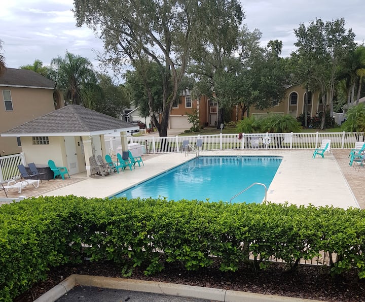 Bright And Cozy Florida Home With Pool - Melbourne, FL