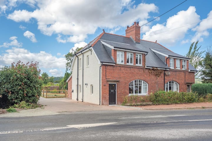 3 Bed In Hay-on-wye (Oc-t45450) - Hay-on-Wye