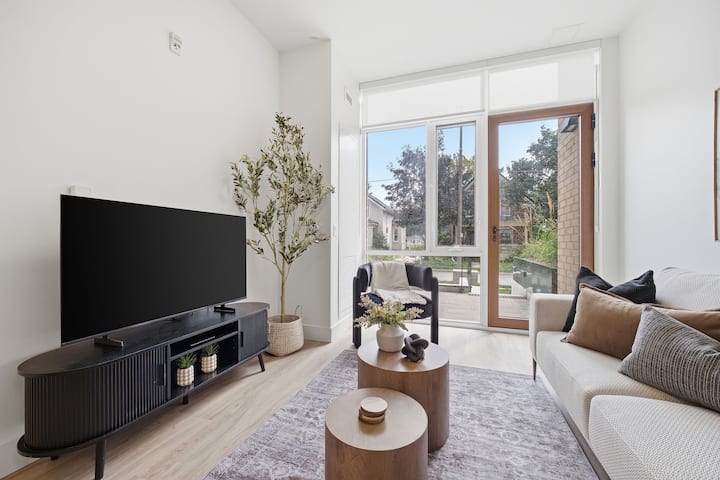 Upscale 2br | Gym & Patio | Walk To Dt & Google - Kitchener
