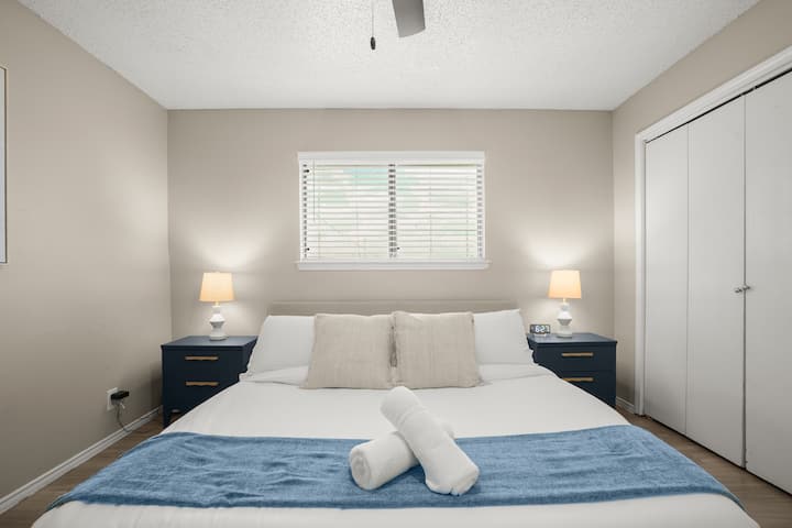 Stylish | 1br Austin | Round Rock Prime Location - Round Rock, TX