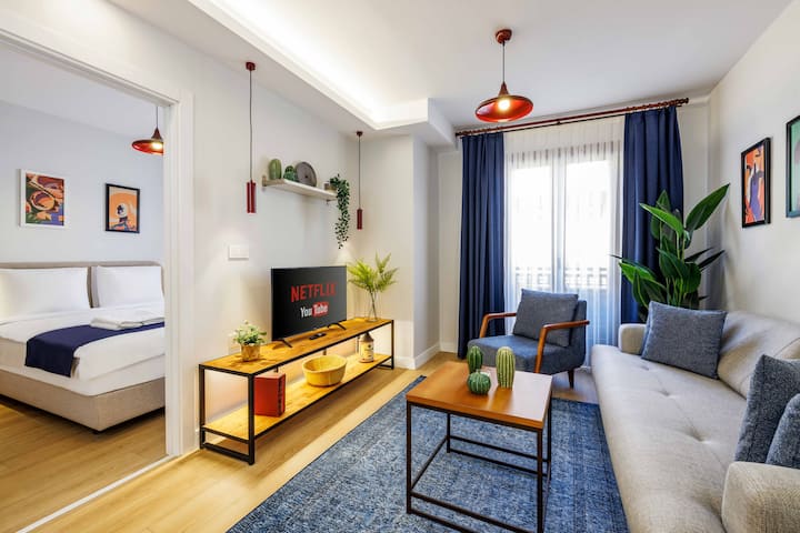 Perfect For Groups & Families | 10 Guests | Taksim - Istanbul