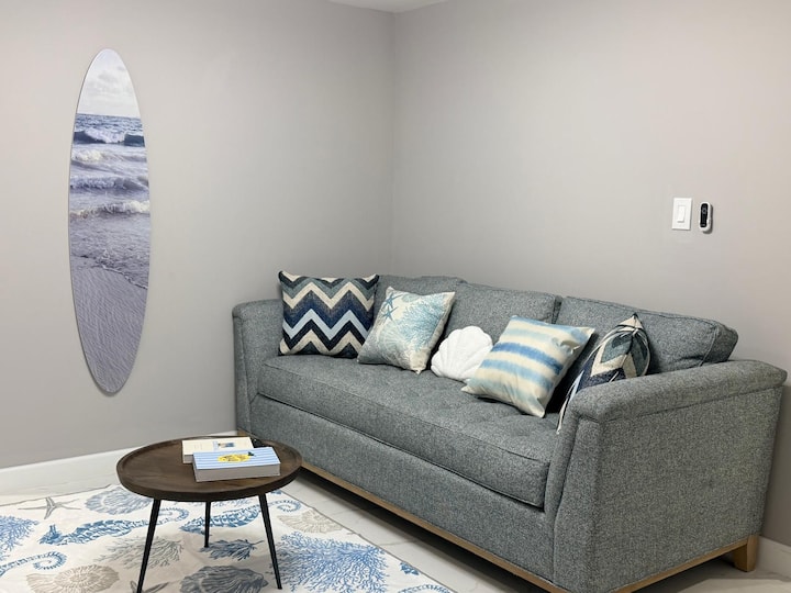 Coastal Oasis | Chic & Cozy Boynton Beach Escape - Boynton Beach, FL