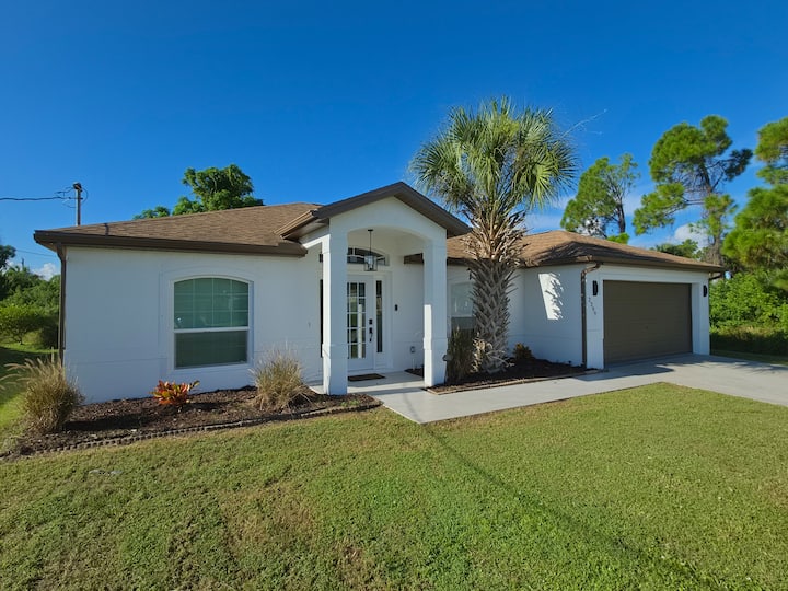 Remodeled Home In Beautiful North Port - North Port, FL