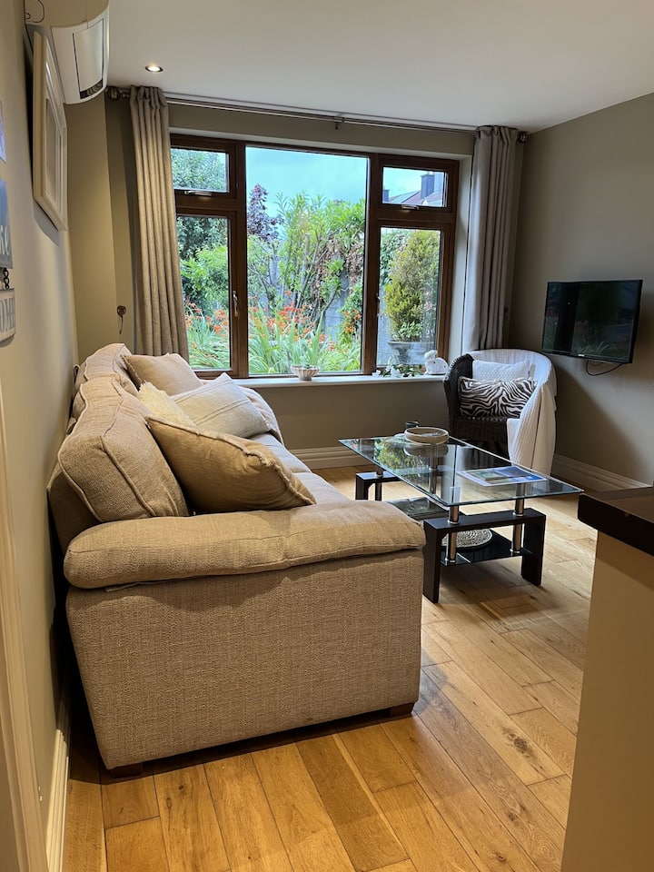 A City Retreat 5 Minutes Walk From Our City Centre - Galway