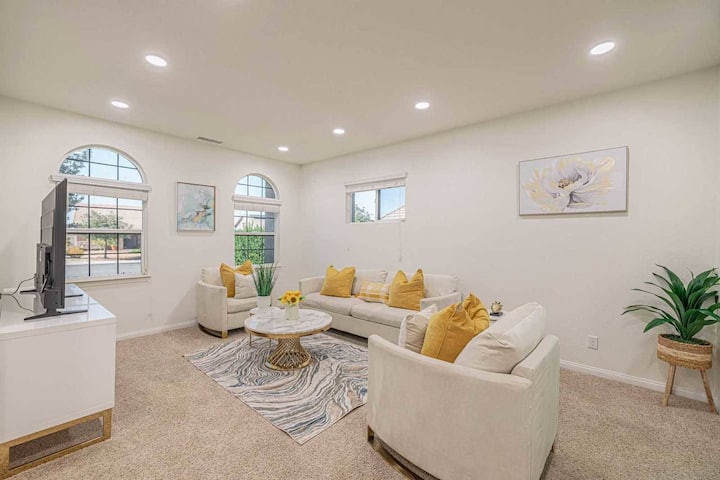 Spacious 4brcomfortliving + Garden Serenitys#41892 - パームデール, CA
