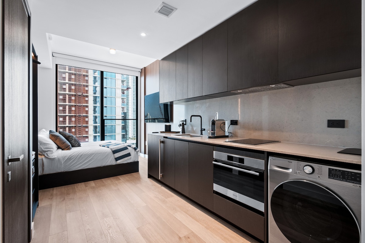 Luxury Suite