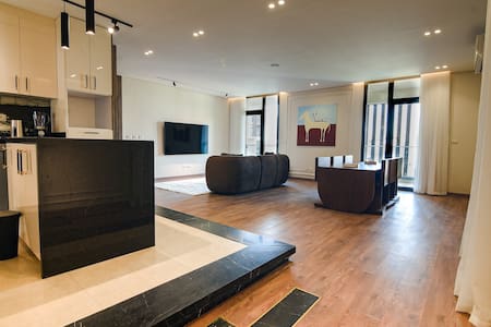The Maison, 3BR Eastown Sodic.