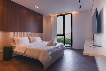 The Maison, 3BR Eastown Sodic. — 2