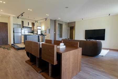 The Maison, 3BR Eastown Sodic. — 4