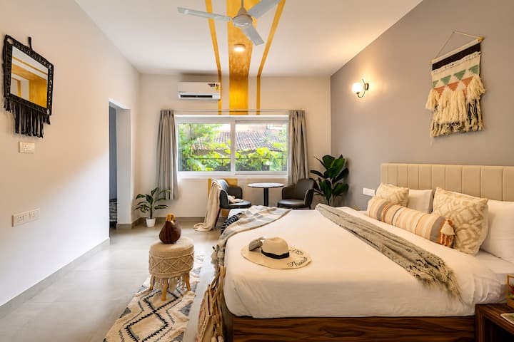 Bedroom 1 image 2