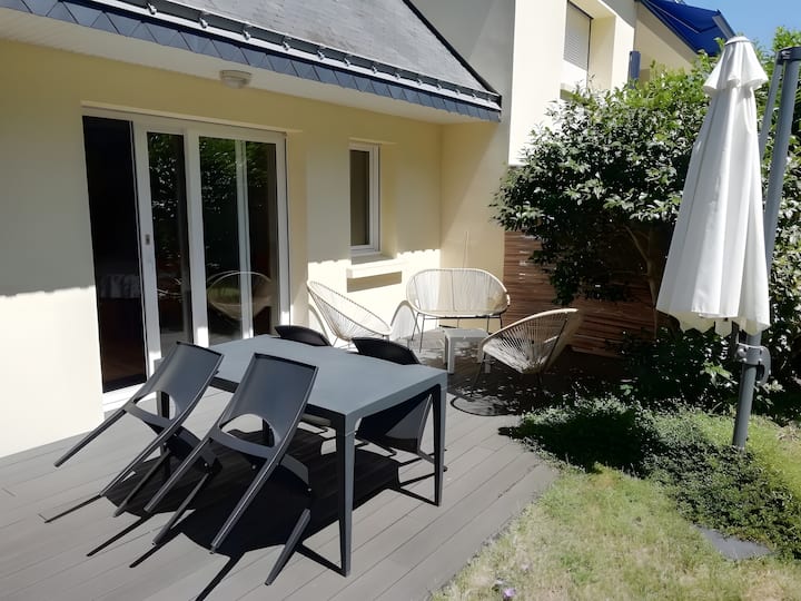 Gîte - La Petite Maison Jaune - Île-aux-Moines