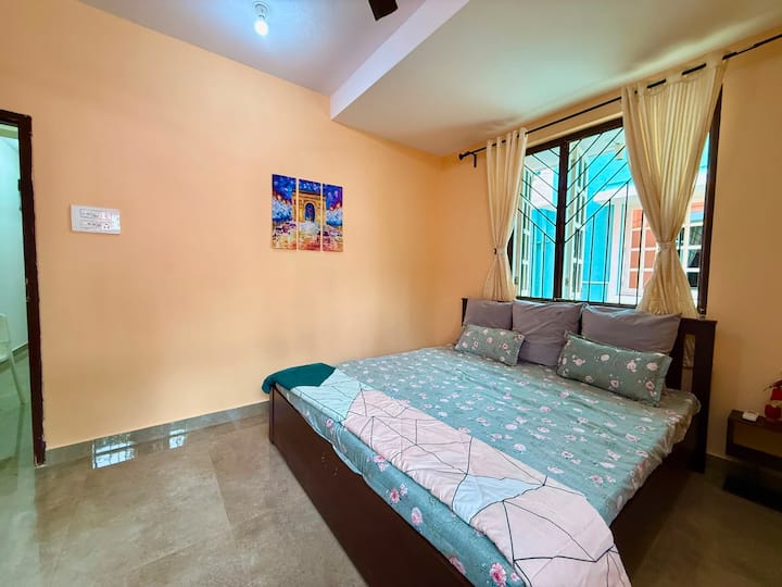 Bedroom 1 image 1