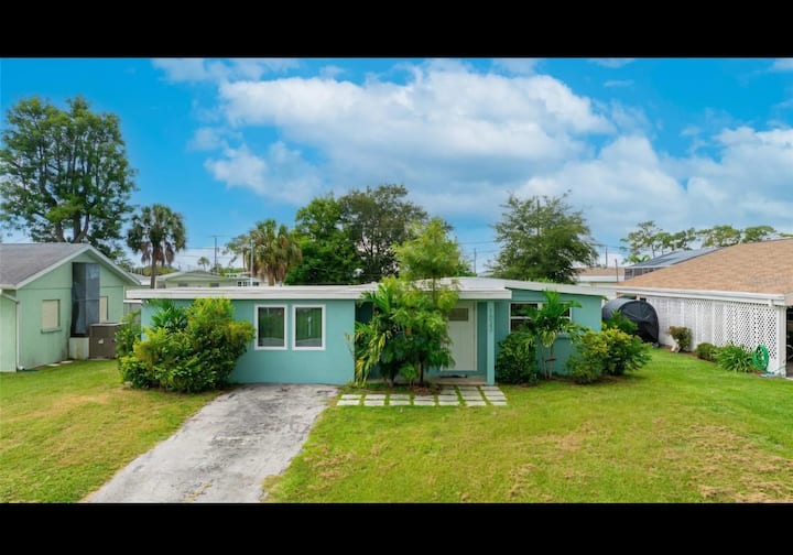 Bluetiful Gulf Coast Home - Venice, FL