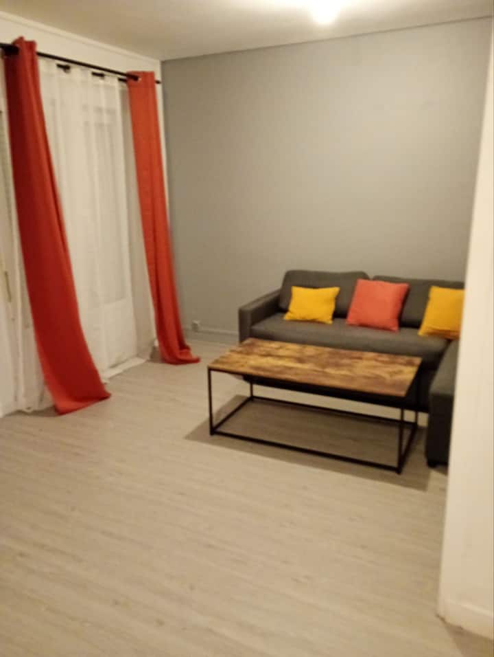 Appartement Morlaix Avec 2 Chambres - Morlaix