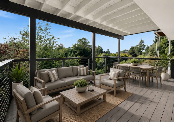 *Oakland Hills Retreat | Private Balcony & Kitchen - Oakland, CA