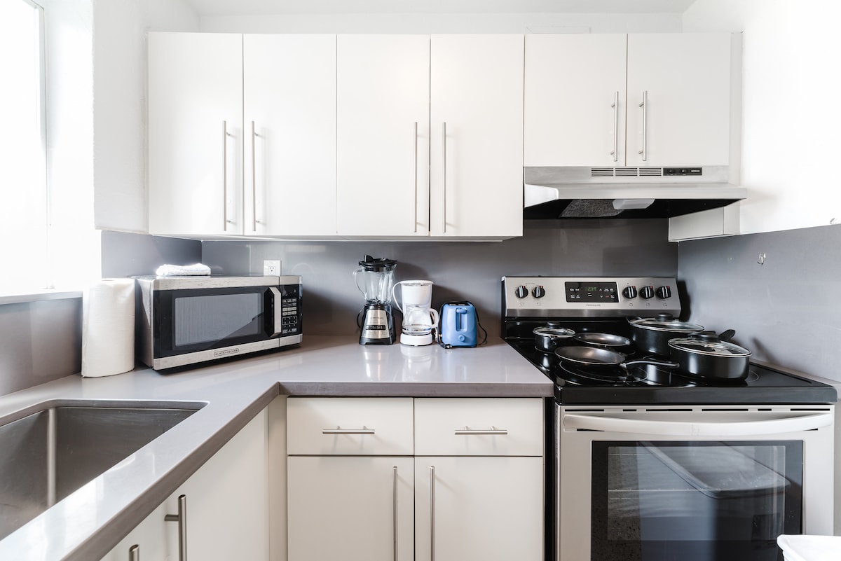 5-Star Location | Heart of Wynwood 2BR+Parking