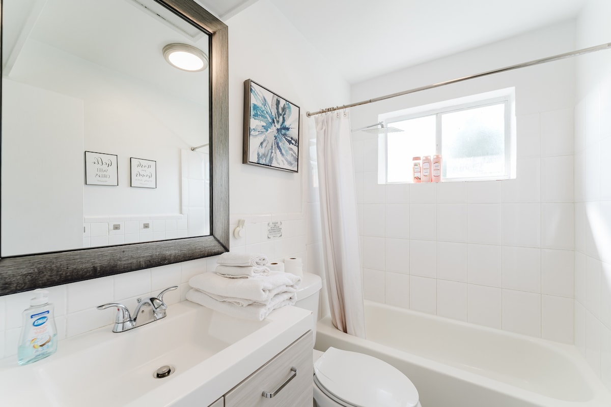 5-Star Location | Heart of Wynwood 2BR+Parking