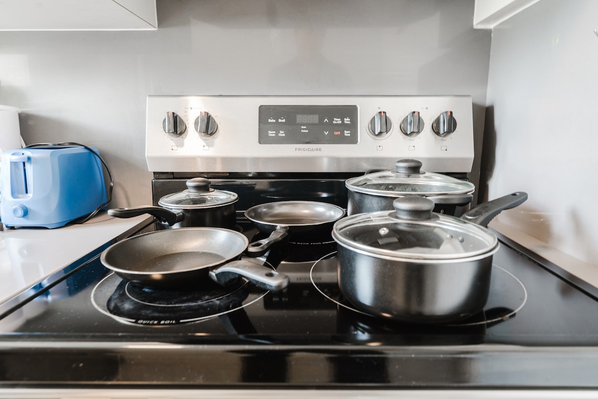 5-Star Location | Heart of Wynwood 2BR+Parking