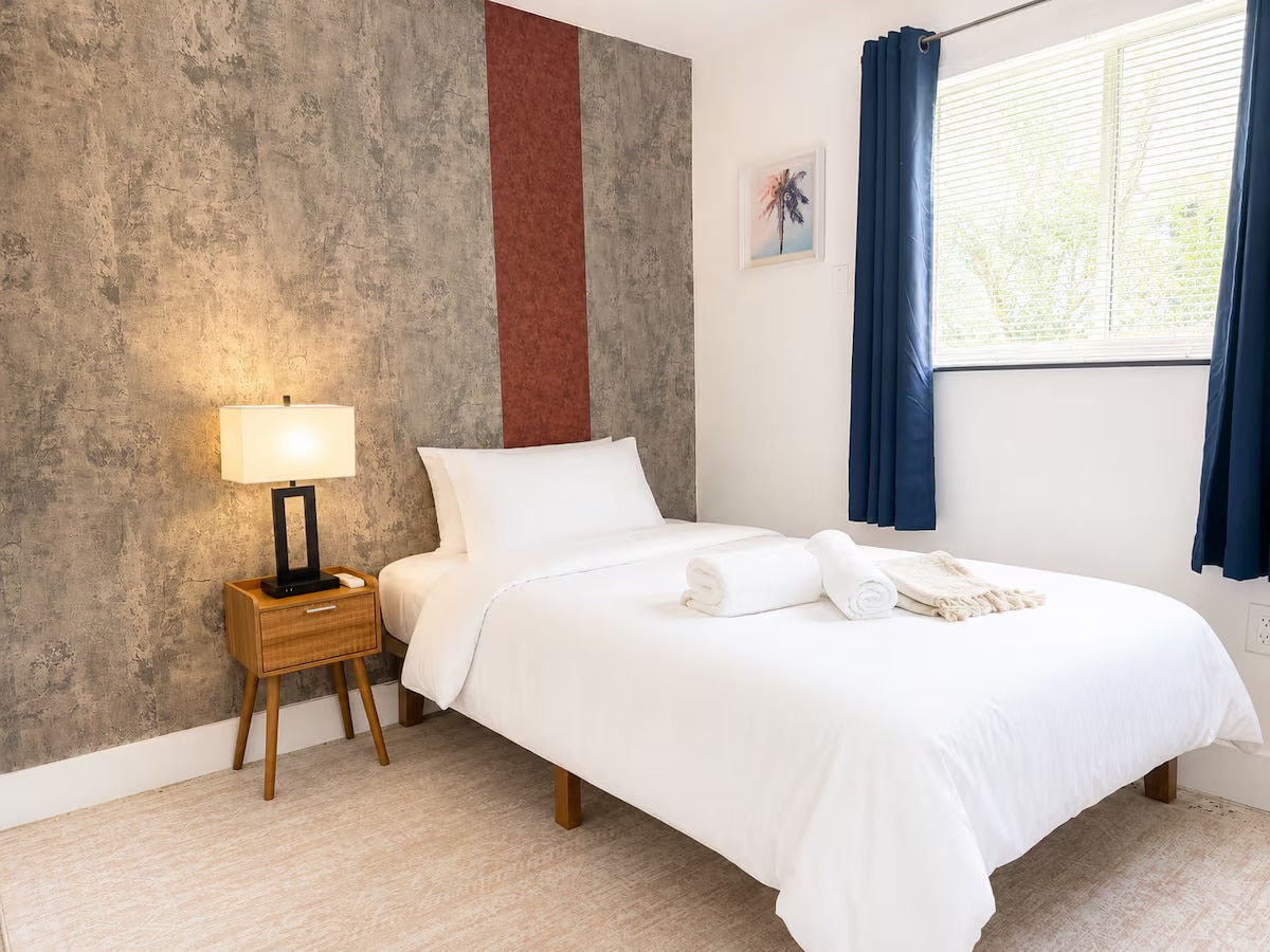 5-Star Location | Heart of Wynwood 2BR+Parking