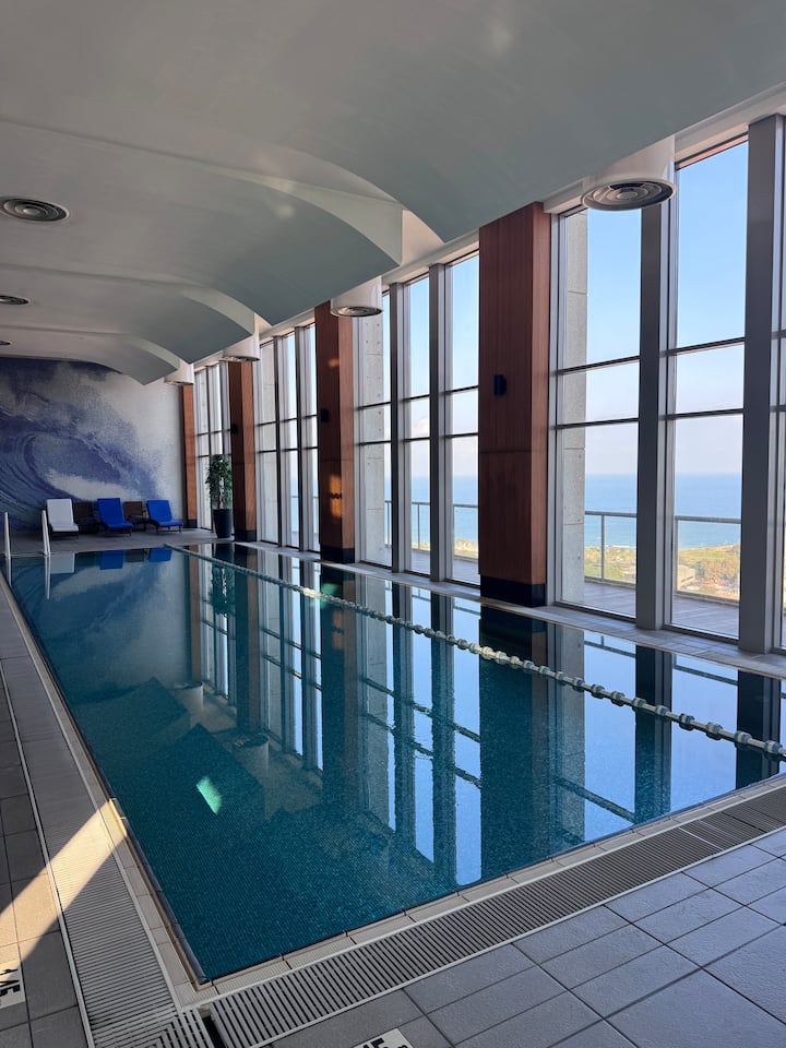 Duplex In Neve Tzedek Tower | Pool, Gym & Parking - Tel Aviv-Yafo