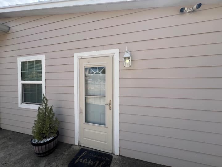 Charming 1br Suite | Private + Central Location - West Monroe, LA