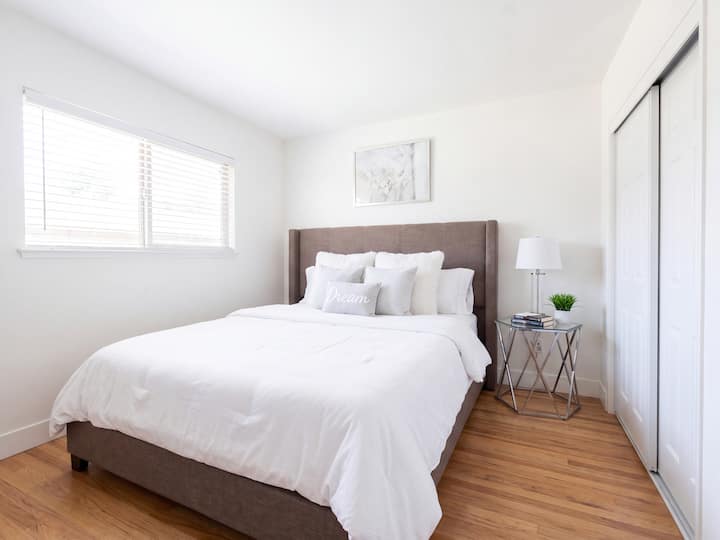 Sunnyvale 2br Apt | Ev Charger + Ac + Free Parking - 서니베일