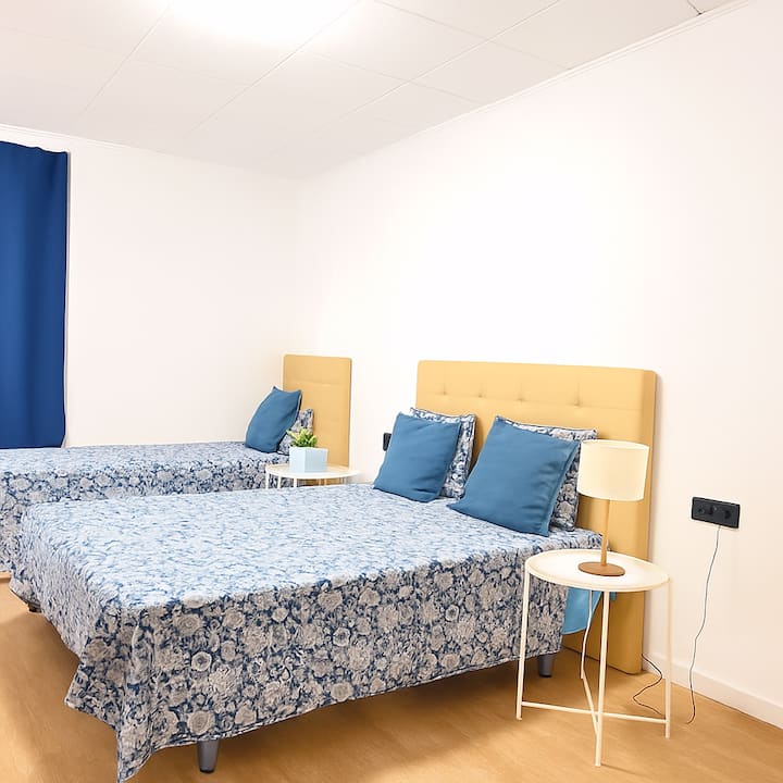 Location First Near Plaza Catalunya Room For 3 - Barcelona